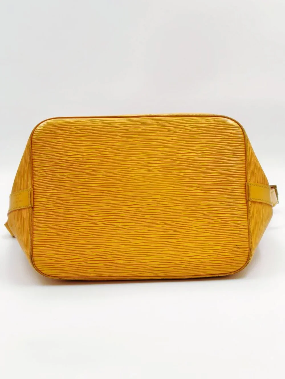 Louis Vuitton Epi Noé PM Yellow Tassil Leather Bucket Shoulder Bag